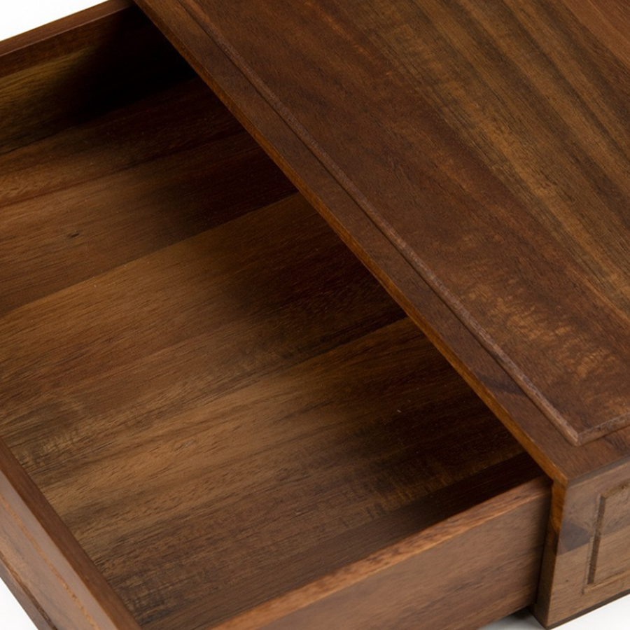 acacia wood grain sample showing dense texture for premium storage boxes
