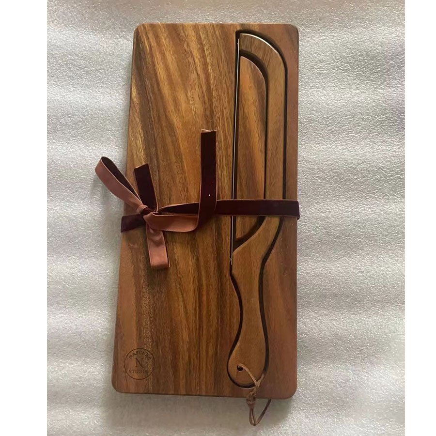 wood bread cutting board