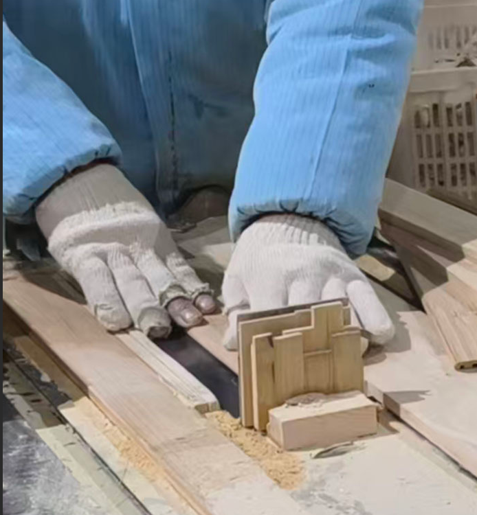 Quality control inspection at Chic Homeware wooden product factory China