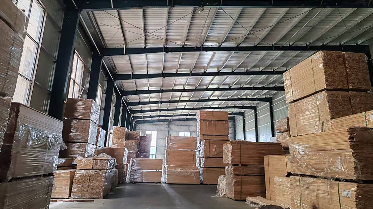 Raw material warehouse